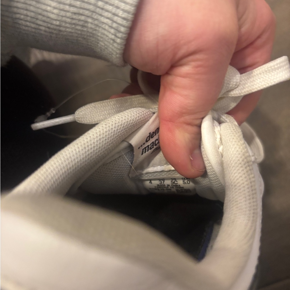 Puma White and Black Low-Top Sneakers with Signature Stripe - Picture 4 of 6
